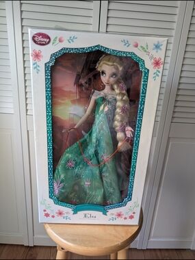 Disney limited edition Frozen Fever Elsa BNWT
